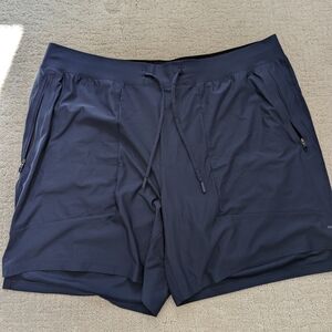 Navy XXL Lululemon License to Train linerless shorts 7"